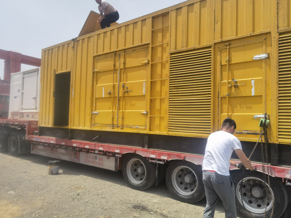 广汉除了负载情况和发动机维护,还有哪些因素会影响 200kw 柴油发电机的油耗?